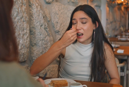 吃大餐必爆血糖？營養師親測認證「餐前做這1事」差超多  澱粉也不怕